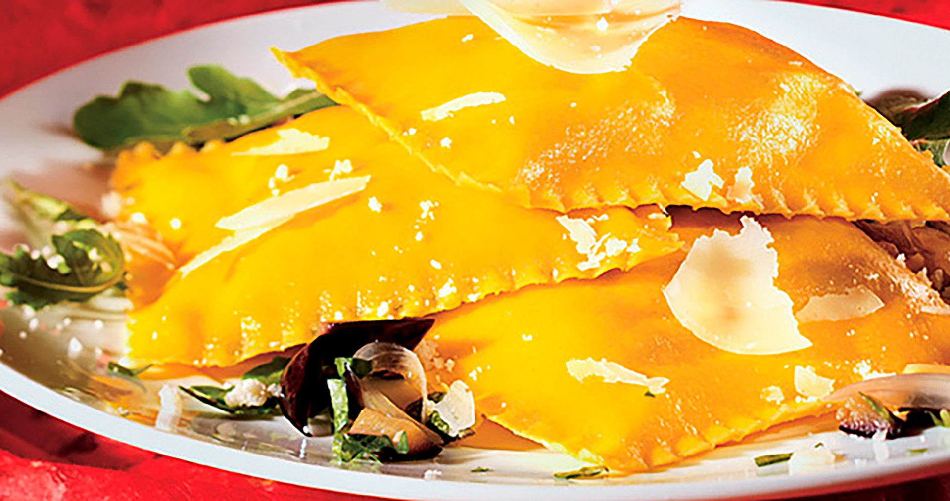 Massa Recheada Ravioloni Ricotta/Bufala/Espinafres Congelada Divine Cx 2 kg